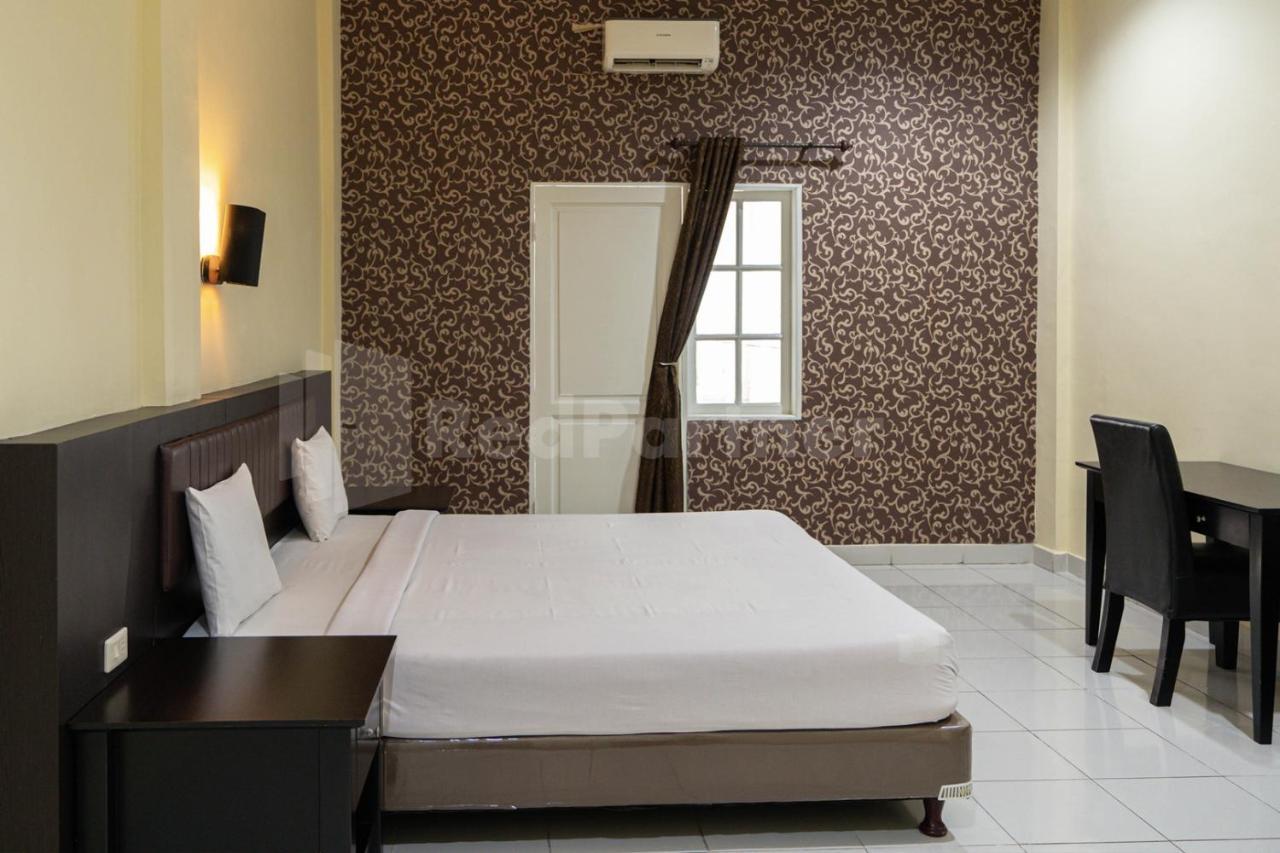 Carolina Transit Hotel Medan Ngoại thất bức ảnh
