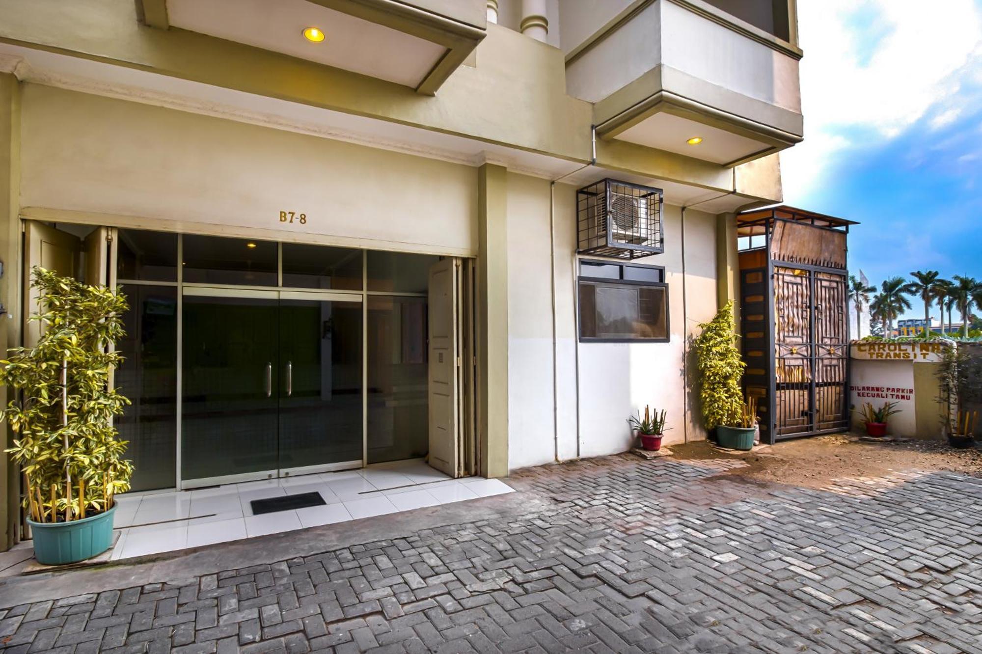 Carolina Transit Hotel Medan Ngoại thất bức ảnh