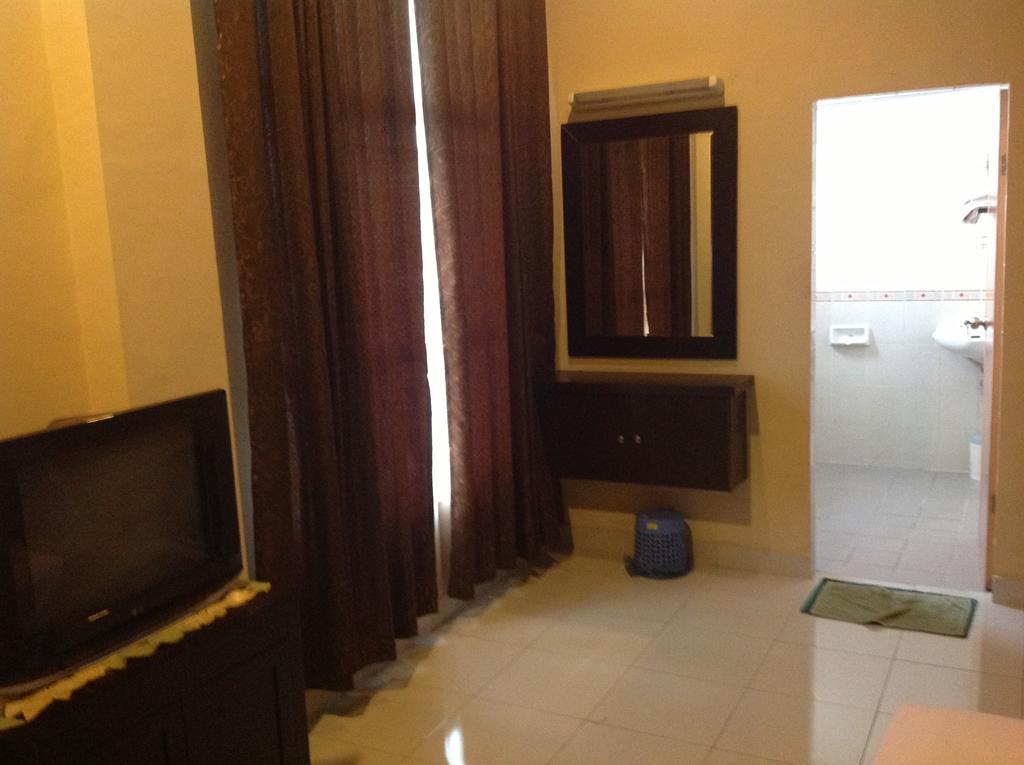 Carolina Transit Hotel Medan Ngoại thất bức ảnh