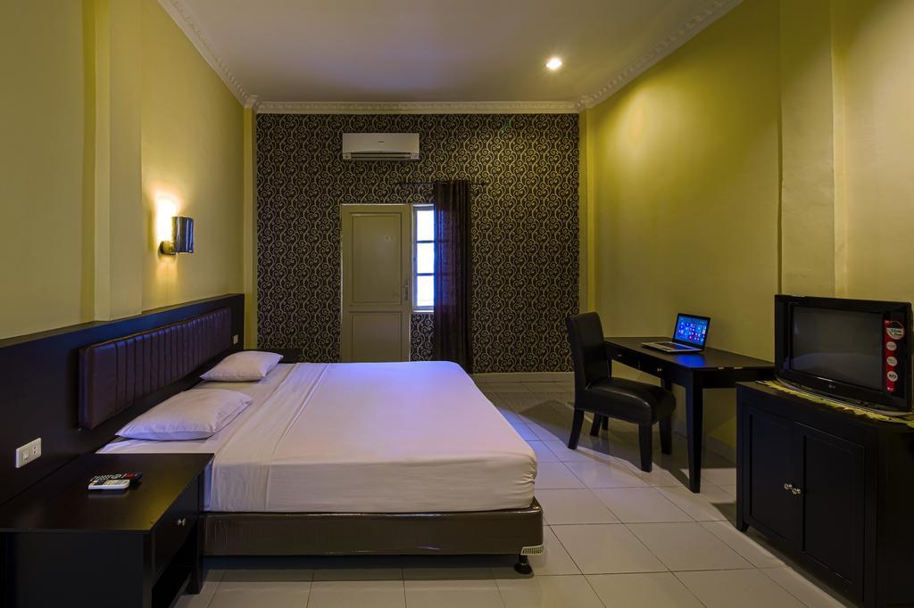 Carolina Transit Hotel Medan Ngoại thất bức ảnh