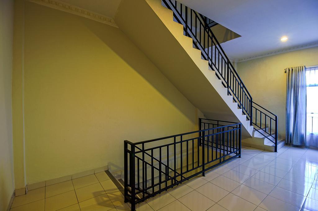 Carolina Transit Hotel Medan Ngoại thất bức ảnh